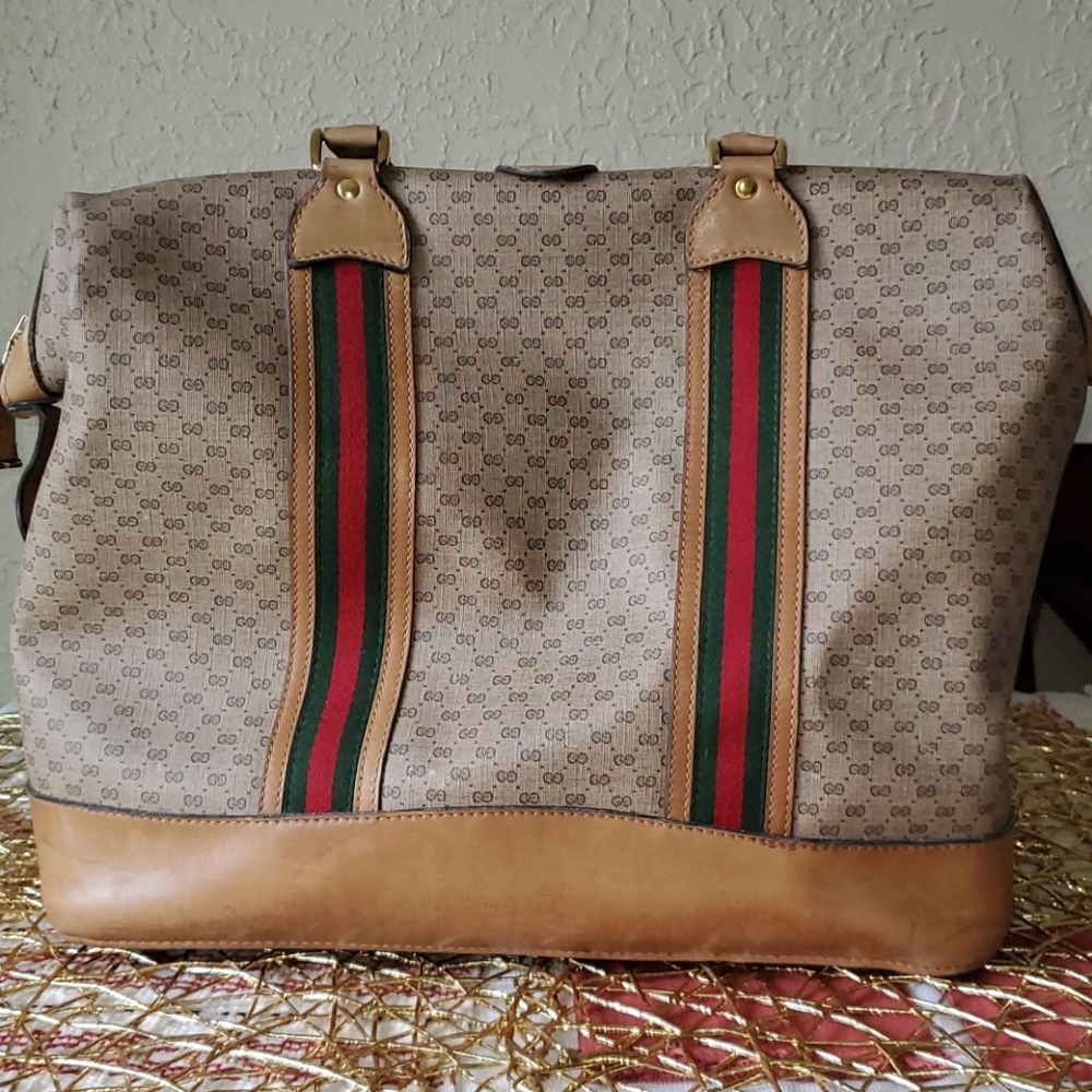 Authentic Gucci Weekend Bag - Picture 16 of 16